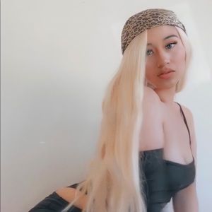 Meet your Posher, Maria